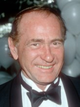 Darren McGavin fotoğrafı