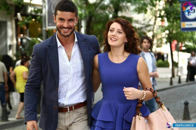 Gizem Karaca Fotoğrafı