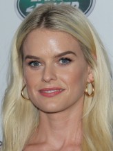 Alice Eve fotoğrafı