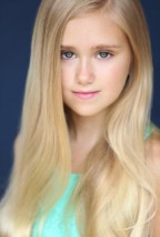 Emily Skinner Fotoğrafı