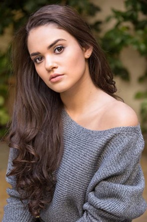 Madison Pettis Fotoğrafı