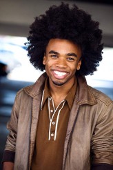 Luke Youngblood fotoğrafı