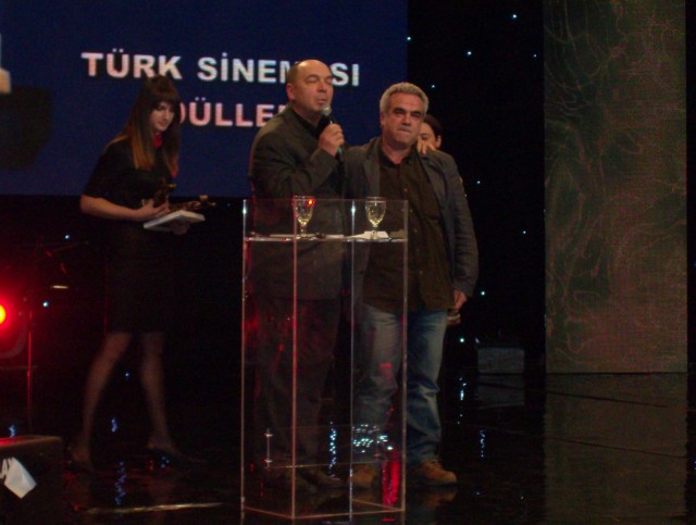 Ayhan Ergürsel fotoğrafı