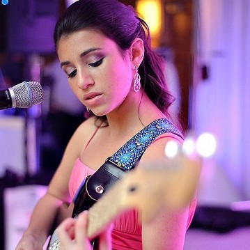 Dana Gaier Fotoğrafı