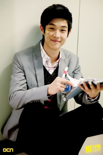 Choi Woo-sik Fotoğrafı