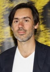 Emmanuel Mouret fotoğrafı