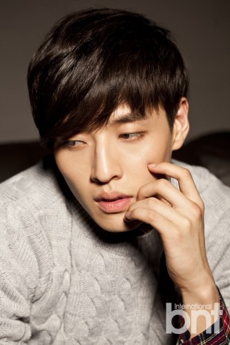 Kang Ha-Neul Fotoğrafı