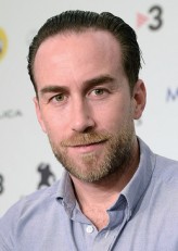 Justin Benson fotoğrafı