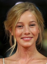 Charlotte Vega fotoğrafı