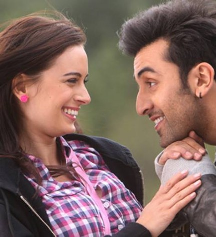 Evelyn Sharma Fotoğrafı