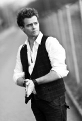 Ian Todary fotoğrafı