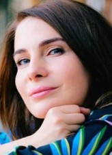 Ece Özdikici fotoğrafı