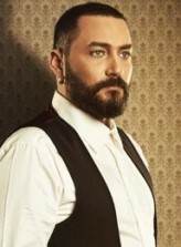 Hüsnü Şenlendirici fotoğrafı