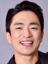 Jung Moon-Sung fotoğrafı