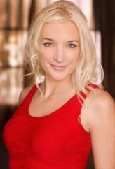 Anika Contos fotoğrafı