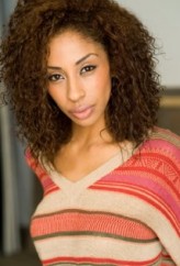 Yvonne Senat fotoğrafı