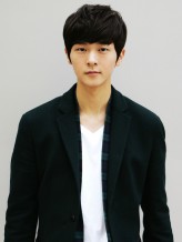 Lee Seung-Ho fotoğrafı