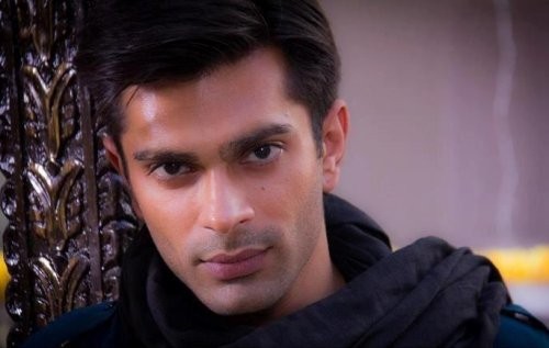 Karan Singh Grover fotoğrafı