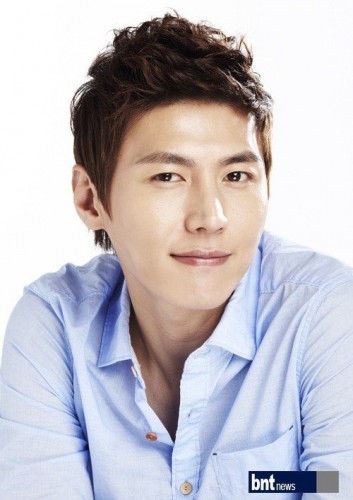 Song Jae-hee Fotoğrafı