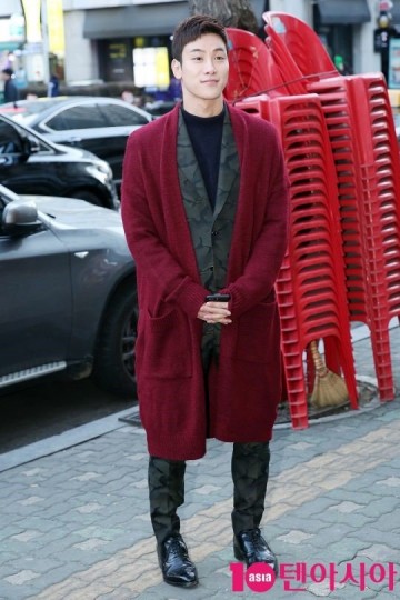 Lee Si-kang Fotoğrafı