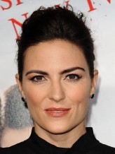 Monique Ganderton fotoğrafı