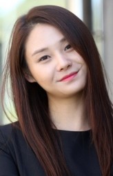 Yoon Joo (i) fotoğrafı