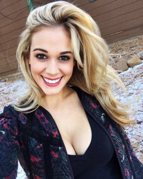 Lauren Compton Fotoğrafı