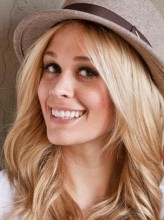 Lauren Compton fotoğrafı