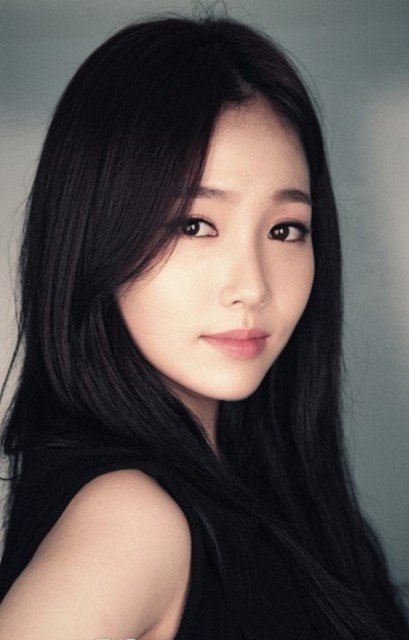 Yoon Jin-sol Fotoğrafı