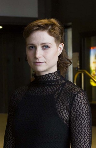 Niamh Algar Fotoğrafı