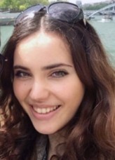 Almila Ada fotoğrafı