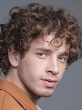 Cem Yiğit Üzümoğlu fotoğrafı