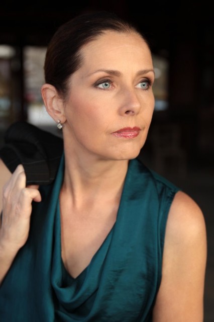 Ann  Lukens Fotoğrafı