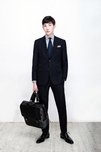 Lee Roo-Ri fotoğrafı