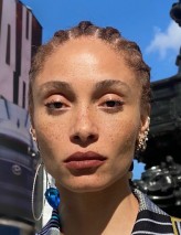 Adwoa Aboah fotoğrafı