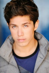 Brandon Larracuente fotoğrafı