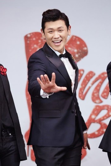 Kang Hong-suk fotoğrafı