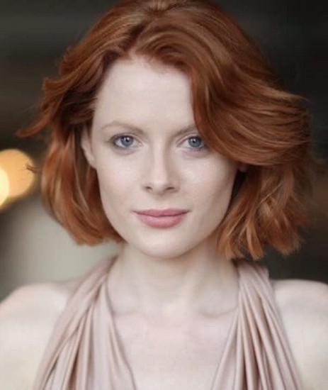 Emily Beecham Fotoğrafı