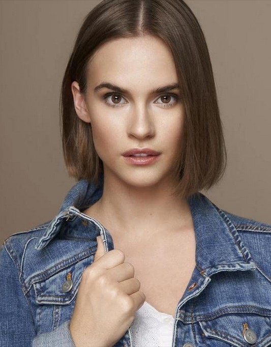 Ema Horvath fotoğrafı