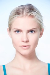 Kenzie Dalton fotoğrafı