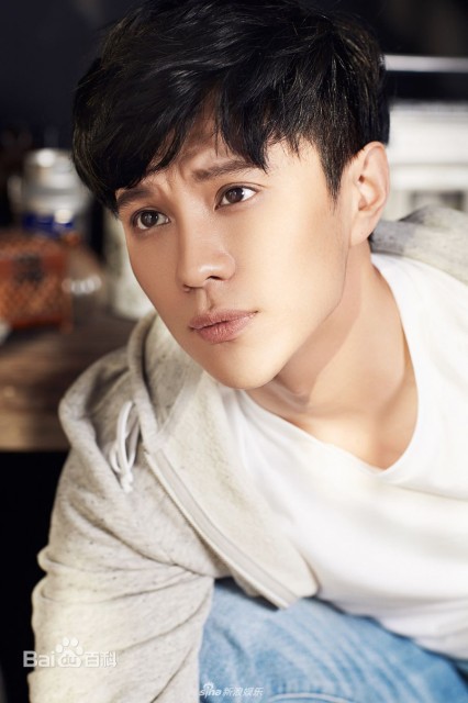 Yang Tong fotoğrafı