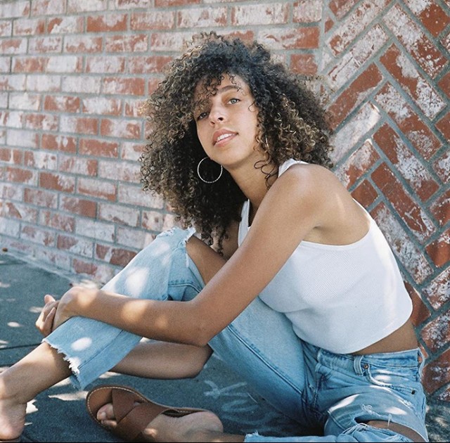 Hayley Law Fotoğrafı
