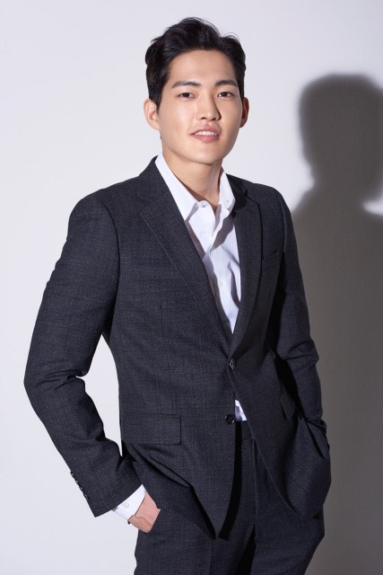 Kim Gun-Woo Fotoğrafı