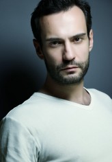 Emir Özbek fotoğrafı