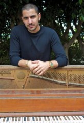 Özgür Zoral fotoğrafı