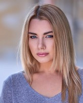 Chloe  Brown fotoğrafı