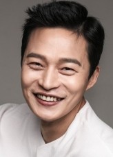 Lee Sung-Woo (i) fotoğrafı