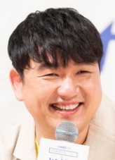 Jung Ji-Hyun (i) fotoğrafı