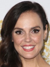 Erin Cahill fotoğrafı