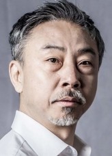 Shin Hyun-Jong fotoğrafı